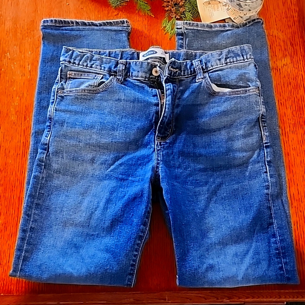 Boys old navy jeans in excellent condition sz 16 husky